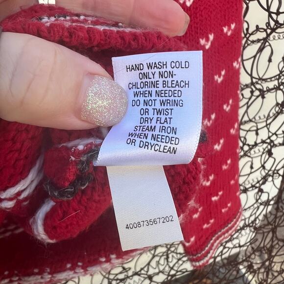 Croft & Borrow Fair Isle Frog Toggle Red Snowflake Winter Christmas Cardigan MED - Picture 7 of 7